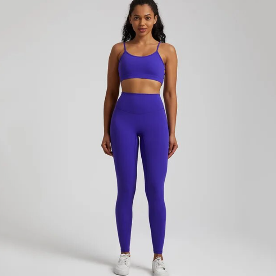 Harlow Set - Elevate your fitness routine with this stylish and high-performance activewear set. The breathable fabric, quick-dry technology, and durable design ensure maximum comfort and confidence during intense training sessions. Stay cool, dry, and fashionable. Elevate your workouts today