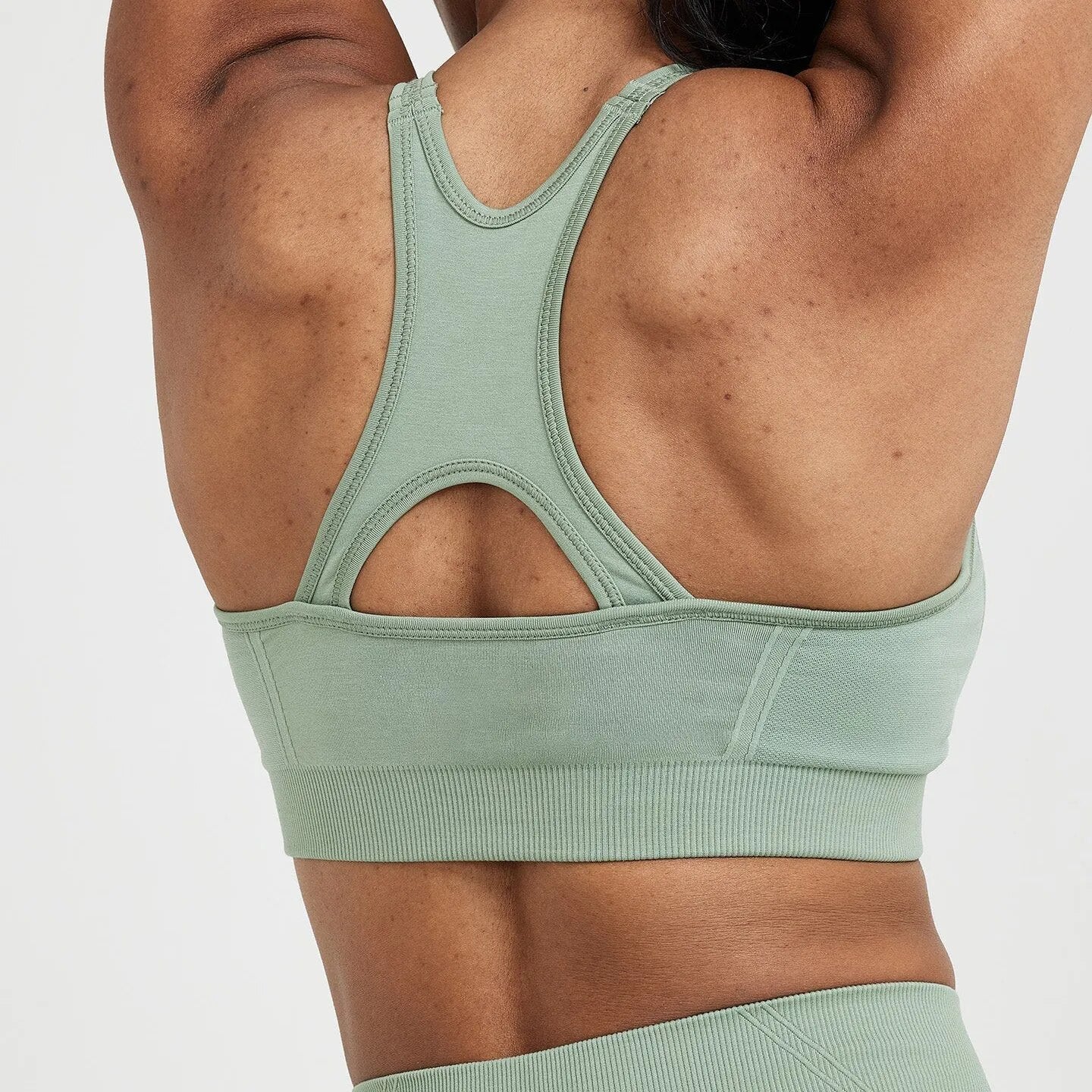 High Neck Sports Bra: Experience maximum support in athletic fashion. High-performance nylon/spandex blend for comfort, flexibility, and durability. Breathable design and quick-dry technology for a cool and confident workout. Seamless comfort with a friction-minimizing design for high-intensity workouts.